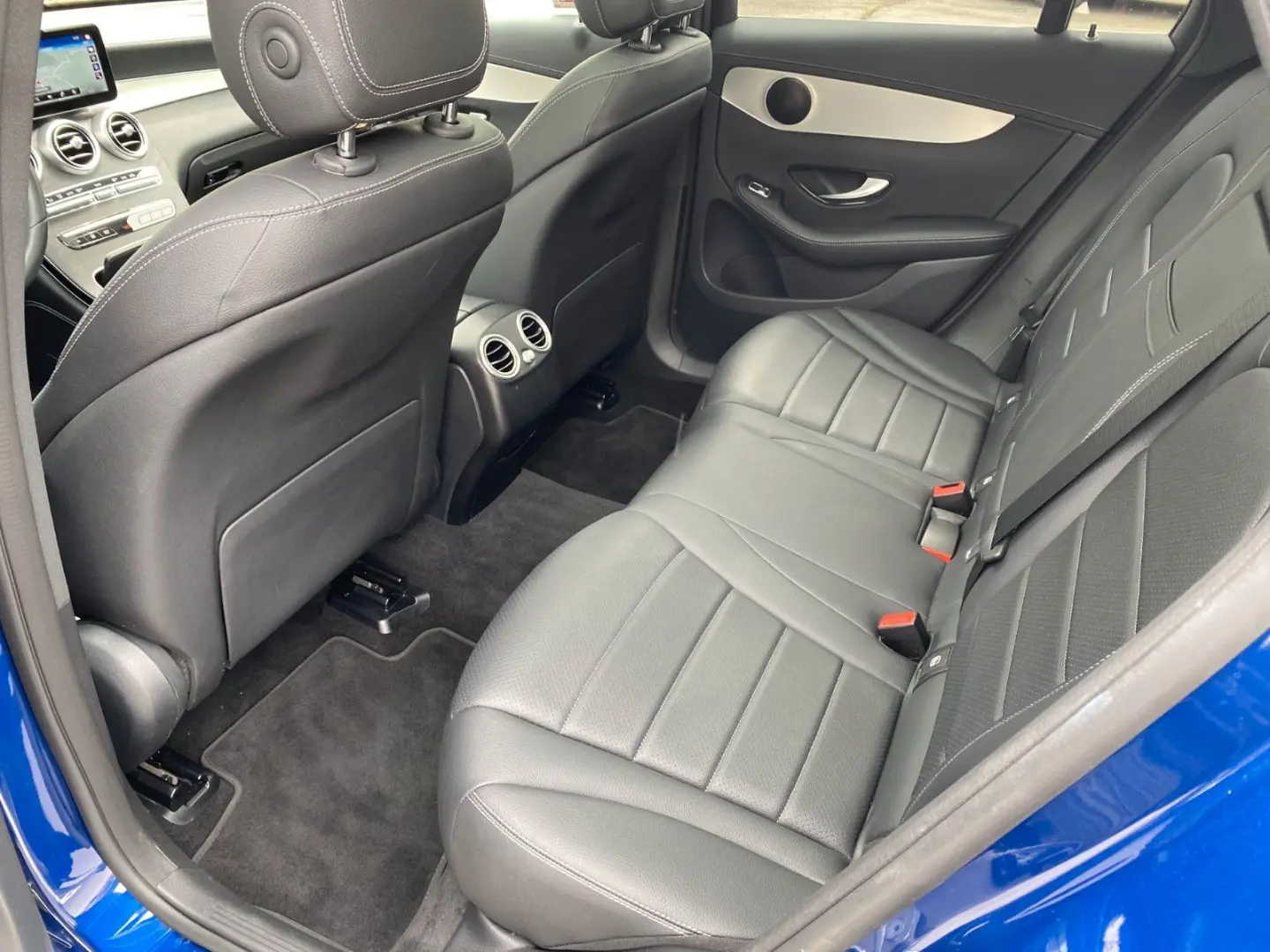 GLC 200 4M Exclusive Pano LED Leder Navi