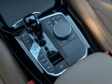 X3 20d M SPORT.PANO.DR.ASS.PR.ASS.HIFI.LED.SHZ