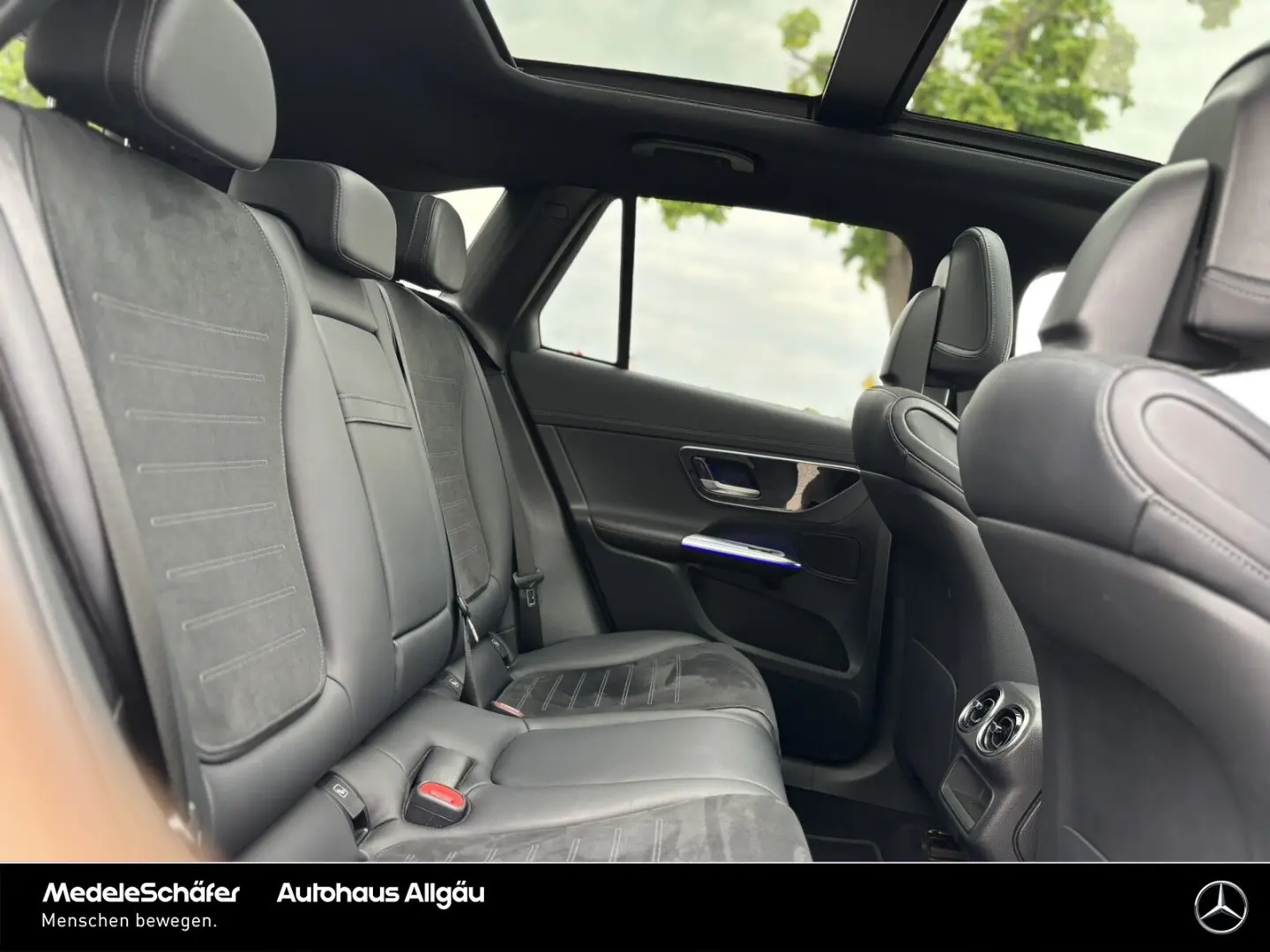 GLC 300 4M AMG Night Dist Pano AHK Memo Kam Ambi