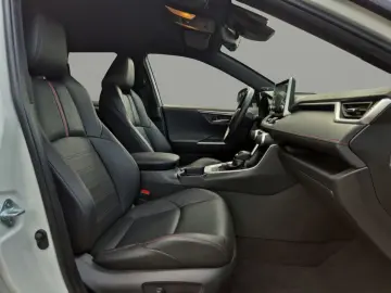 RAV4 Plug-In Technik&Style Sitzlüftung JBL Navi