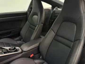 911 Carrera 4 S
