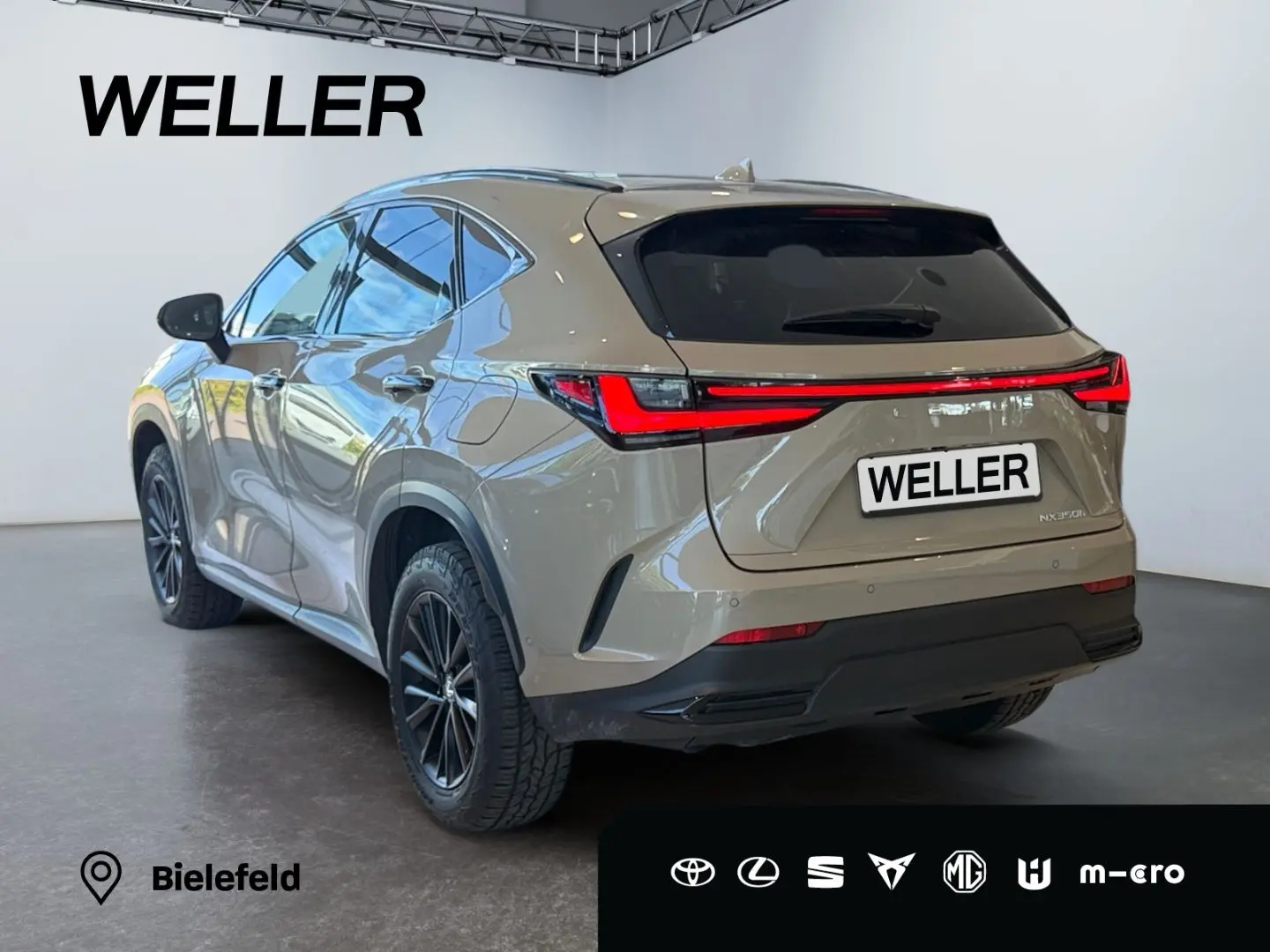 NX 350h E-FOUR Overtrail *Pano*360*HUD*Navi*LED*