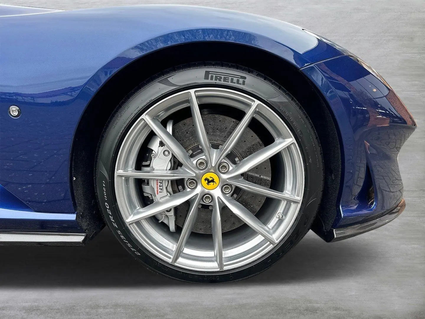 812 GTS *ADAS*Karbon*Embleme*CarPlay*