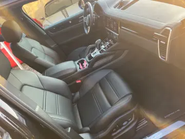 Cayenne E-Hybrid Platinum Edition 21 Zoll