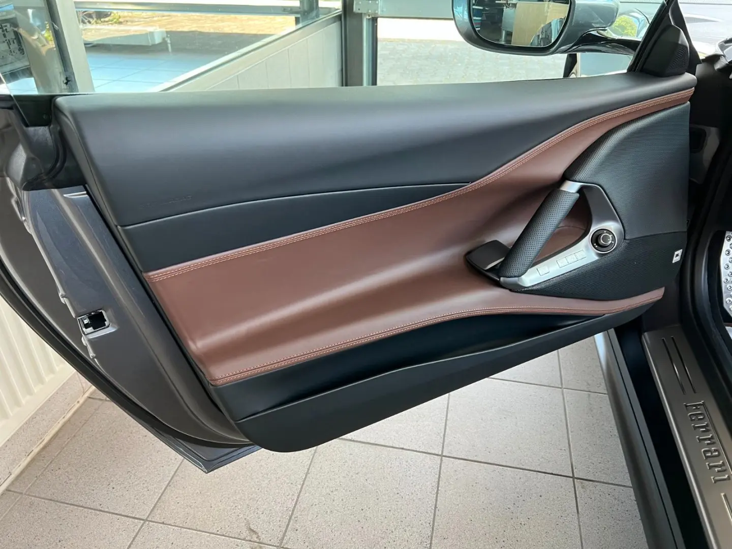 812 GTS *Cioccolato*/Lift/Carbon...