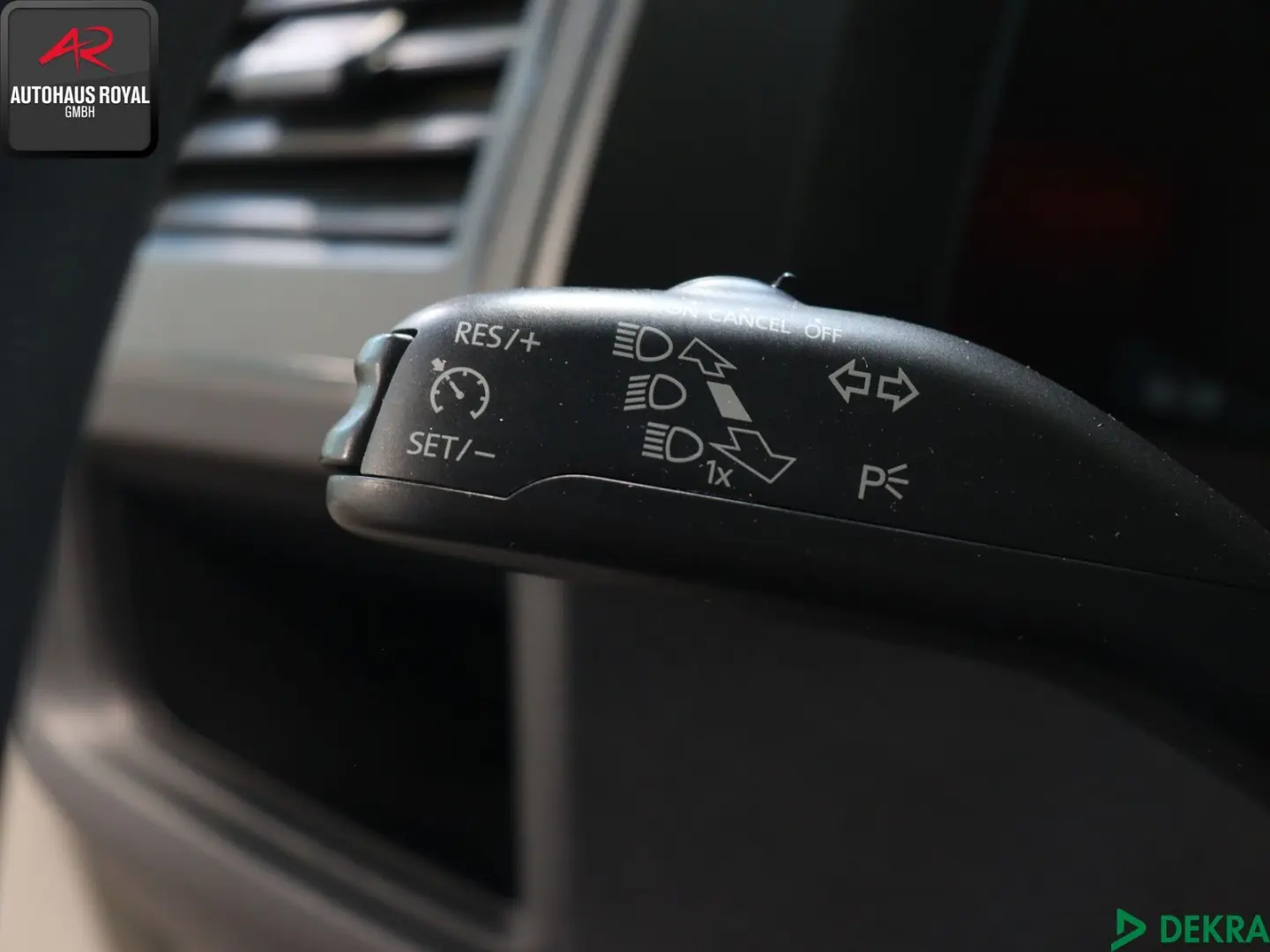 T6 Caravelle 2.0 TDI 4M LANG 8 SITZE AHK,NAVI