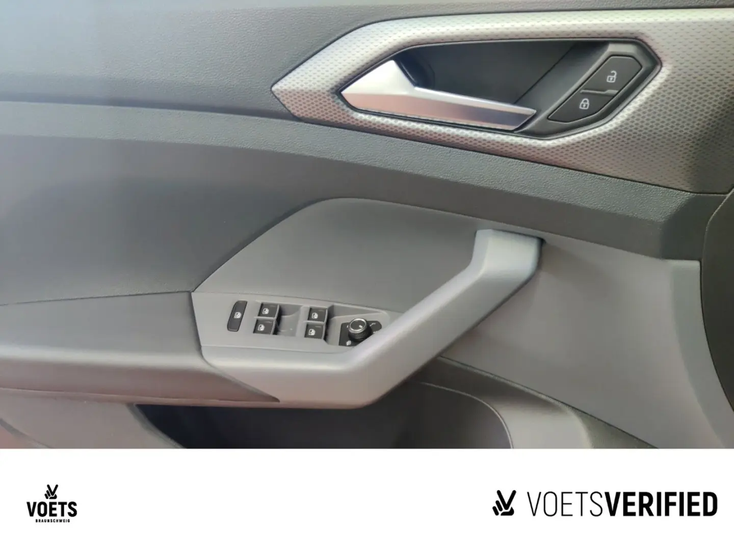 T-Cross Active 1.5 TSI DSG AHK+ACC+RearView