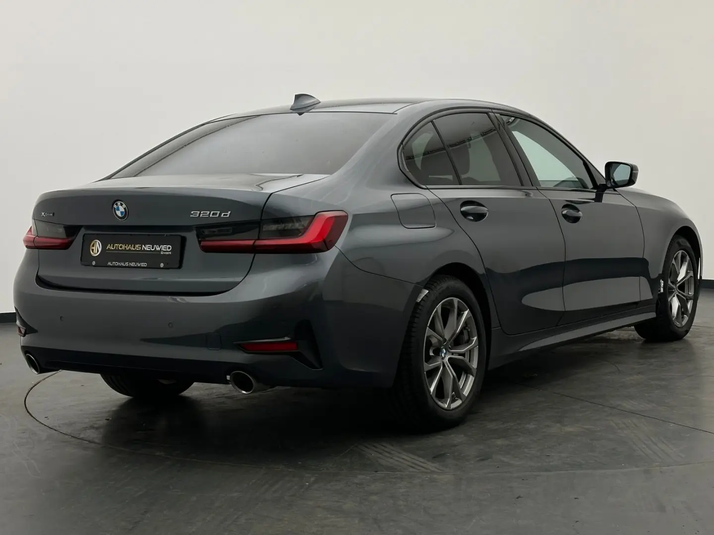 320dA Lim. xDrive Sport Line+NAV+L/C-PRO+LED-SW+