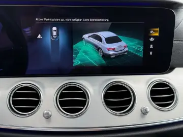 E 300de Lim,AMG,Widescreen,R-Kam,AHK,Distronic.