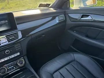 Mercedes-Benz CLS 220