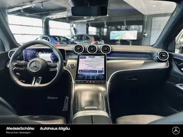 GLC 300 4M AMG Prem Night Dist Pano D-Light HUD