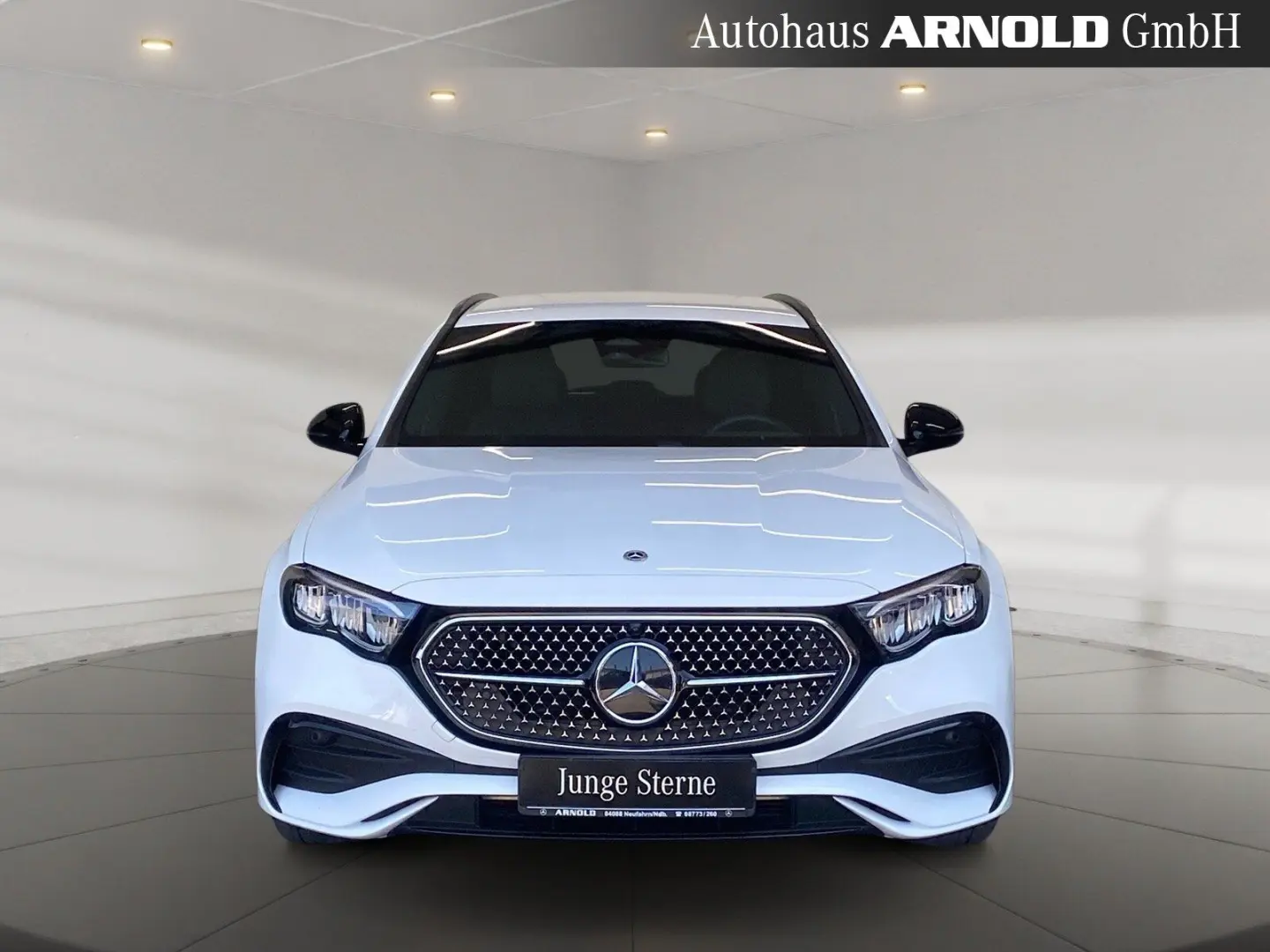 E 220 T d 4Matic AMG-Line AHK DISTRONIC Kamera !