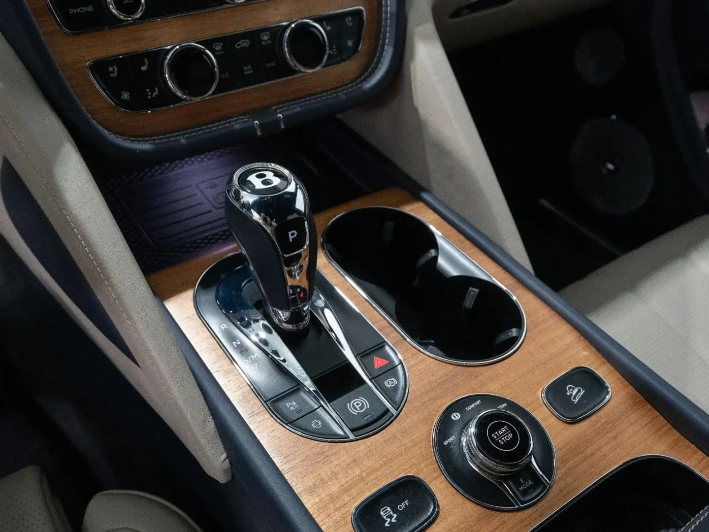 Bentayga 3.0 Hybrid Azure 4WD - Bentley Garantie