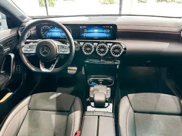CLA 250 e AMG+NIGHT+MULTIB+MBUX+BURM+360K