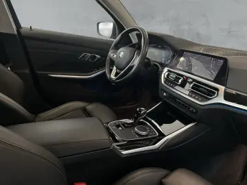 330 e SportLine Cockp.PRO ACC AHK LED 360°Memory