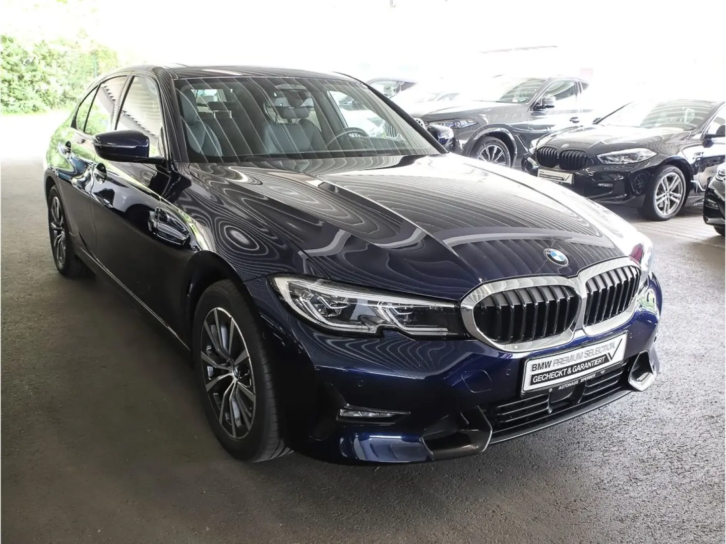 330 Sport Line EU6d-T e Limousine Park-Assistent