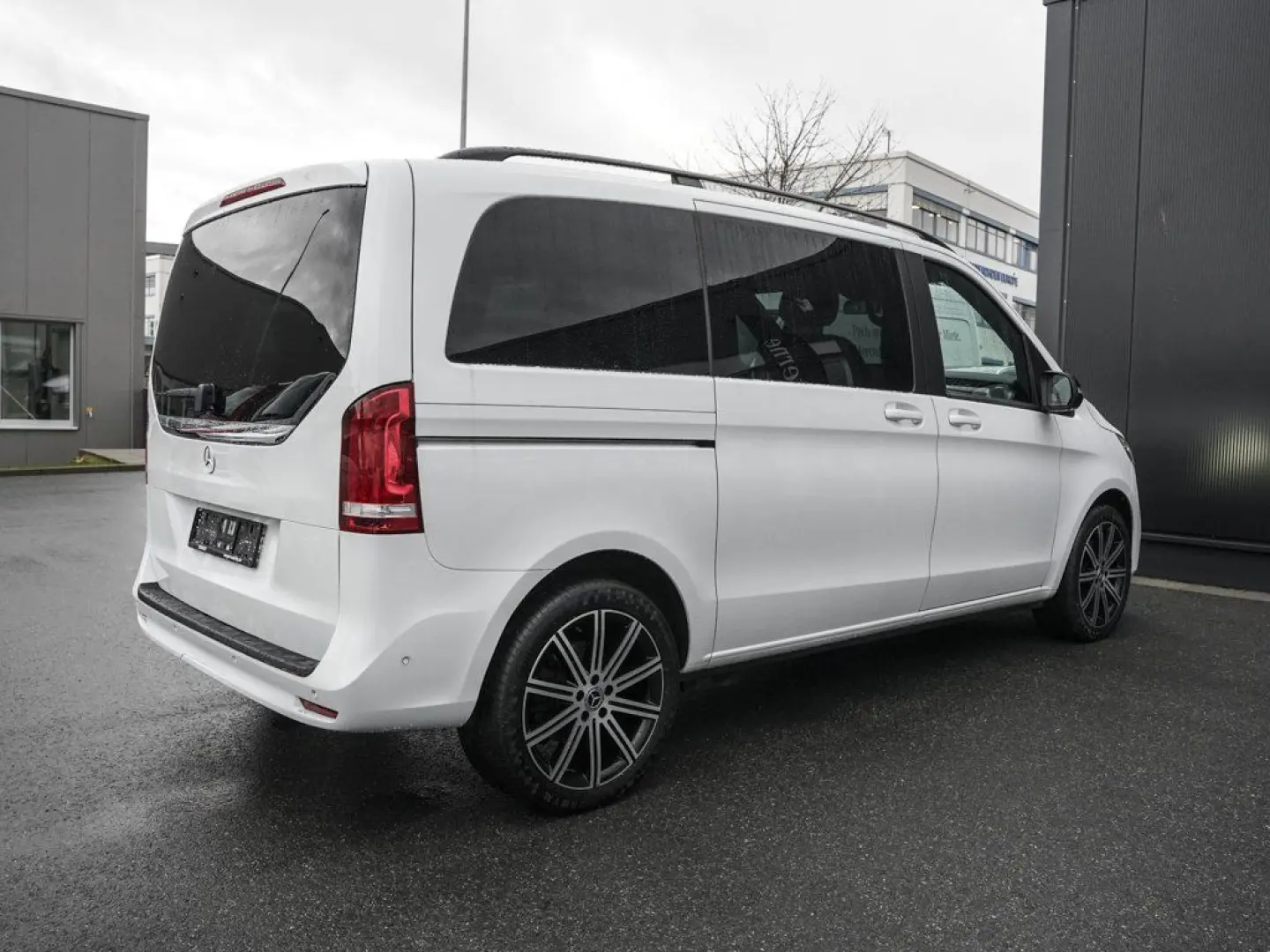 V 300 d 4x4 kompakt LED 2xKlima Kamera AHK 9G