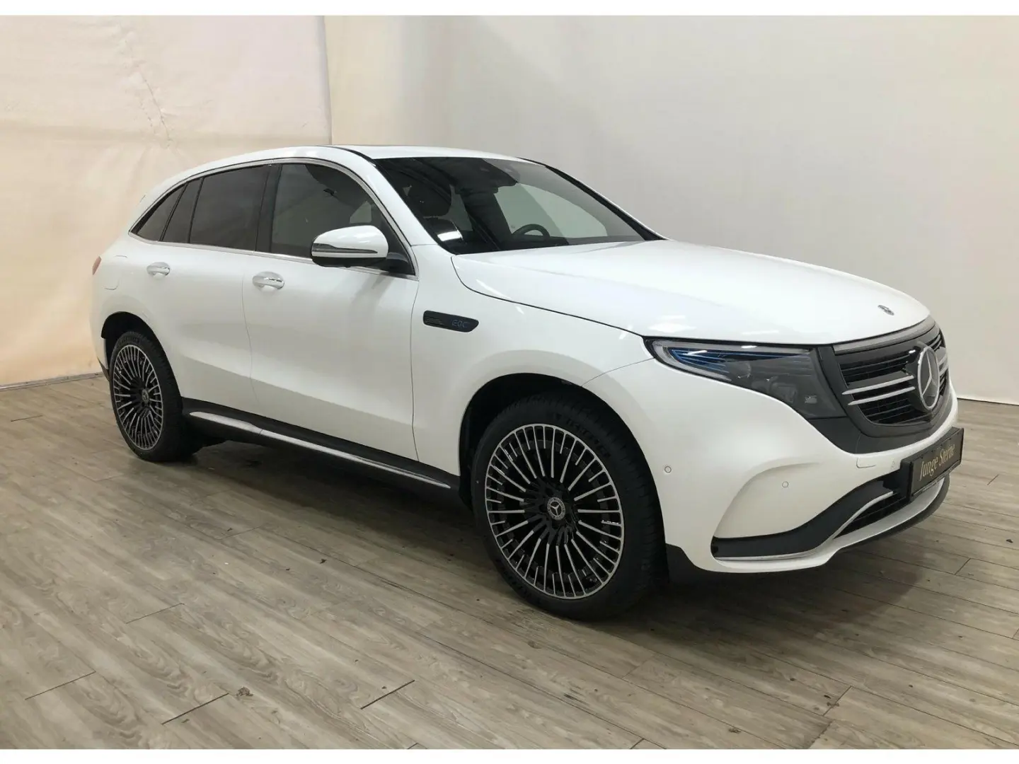 EQC 400 4M AMG Distr*AHK*Memory*360°*SHD*MULTIBE