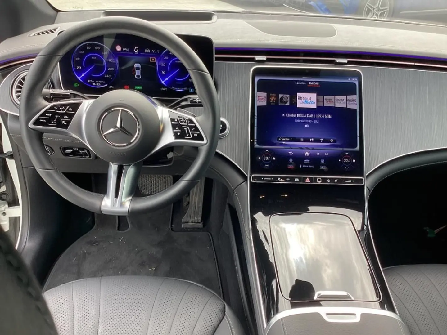 EQE 500 4M AMG+Premium+Airmatic+Night+HUD+Distr.