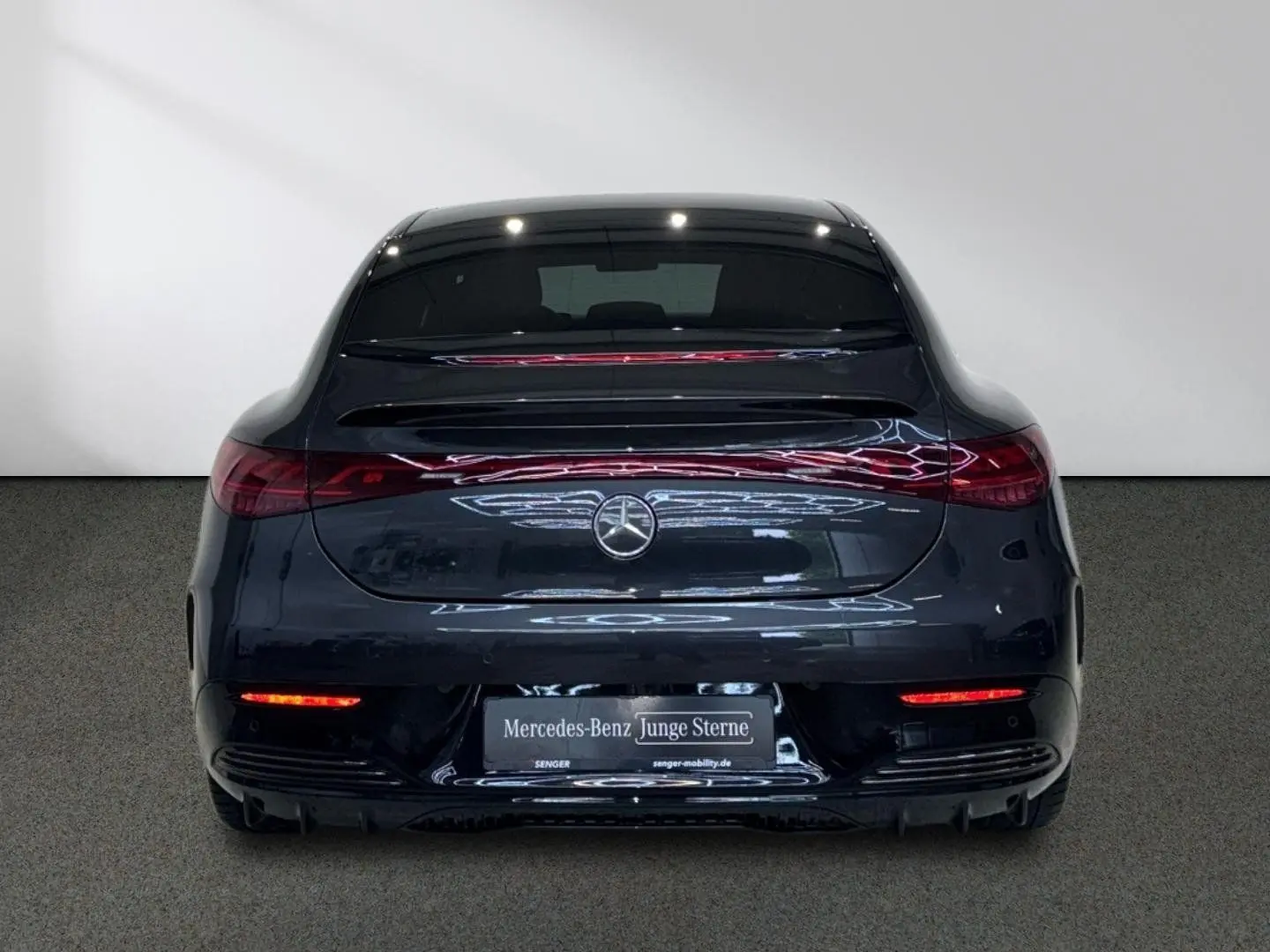 EQE 43 AMG 4M Airmatic Burmester Hinterachslenk.