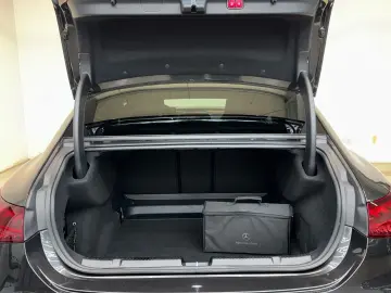 EQE 43 AMG 4M Airmatic Burmester Hinterachslenk.