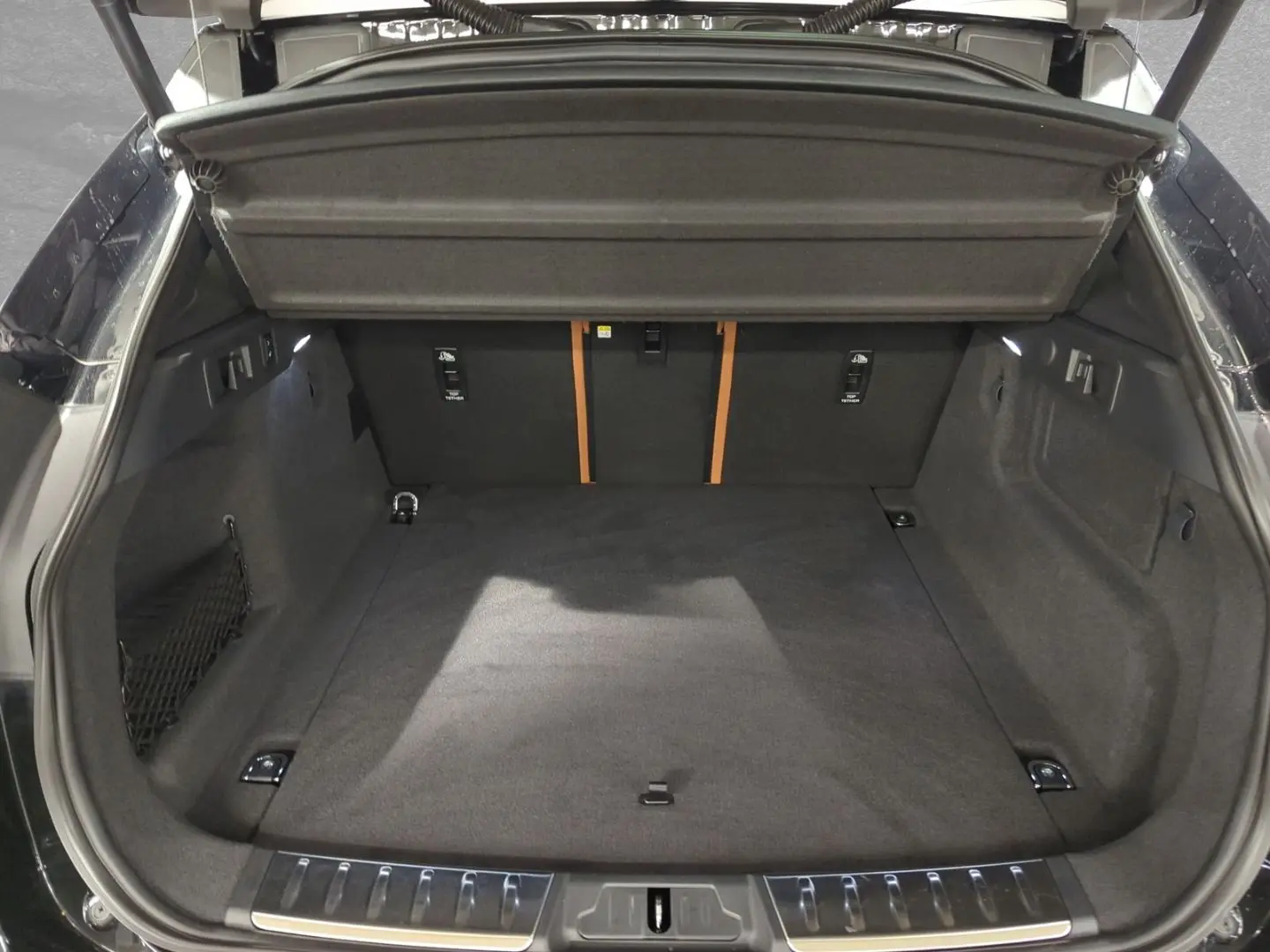 F-Pace P550 SVR AHK BLACK-PACK PANORAMA 22