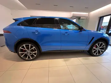 F-Pace SVR P575 Edition PANODACH BLACK-PACK 22''
