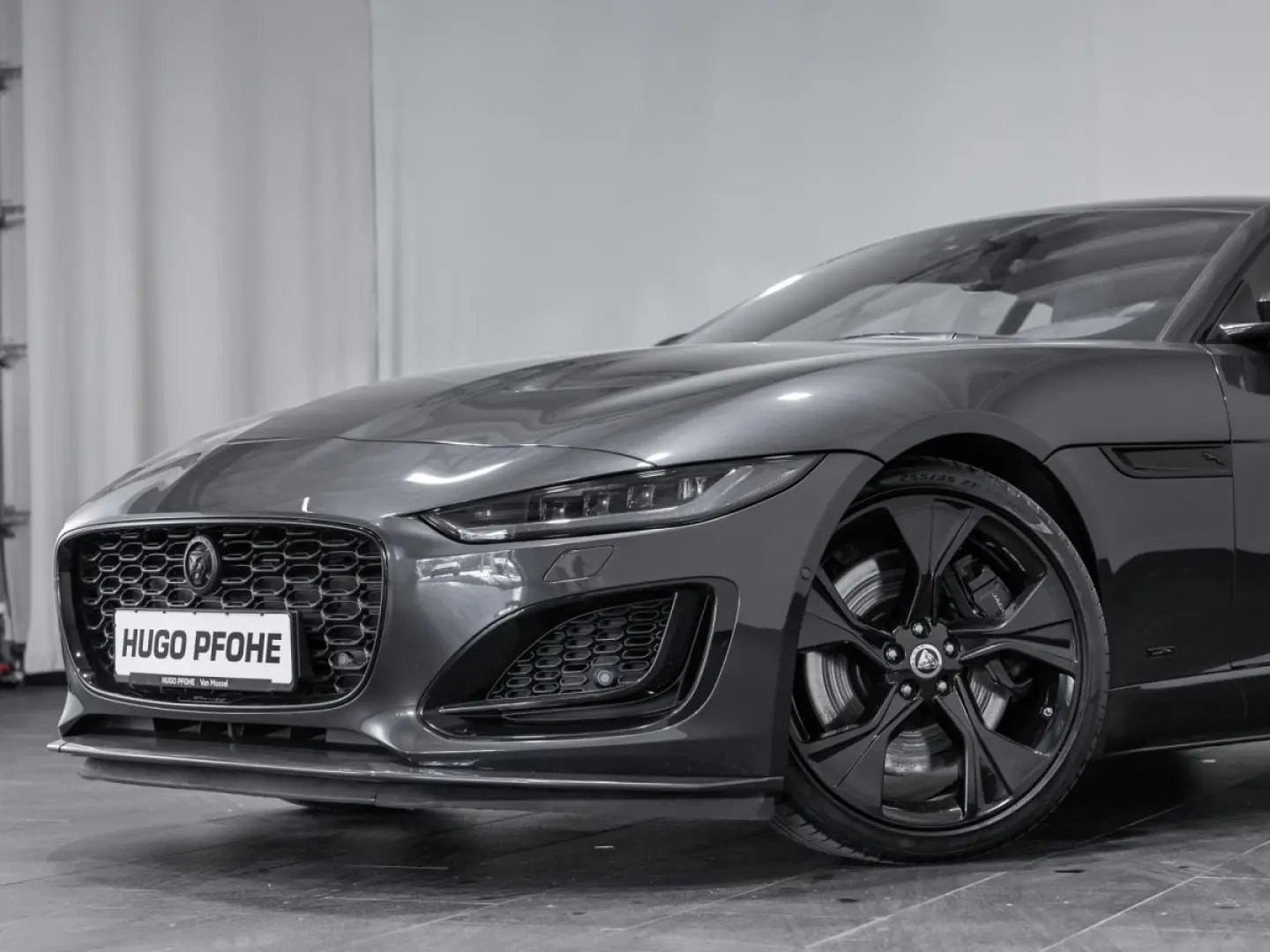 F-Type Coupe P450 AWD / Jahreswagen