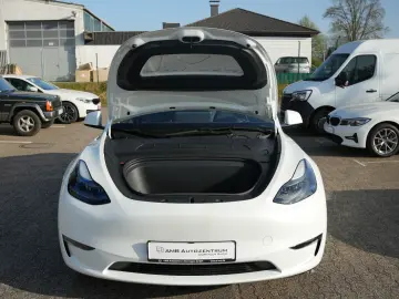 Model Y Long Range Dual AWD*LEDER*PANO*