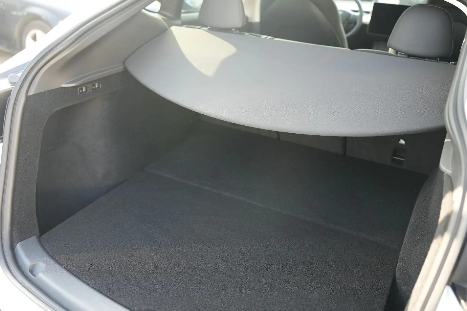 Model Y Long Range Dual AWD*LEDER*PANO*