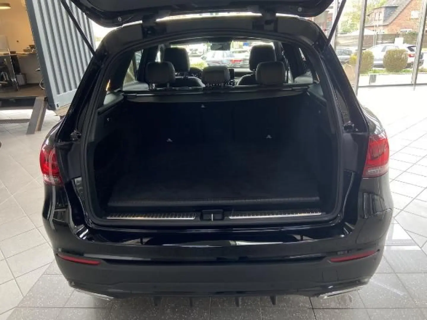 GLC 300 de AMG Line 4M LED Pano Burmester Distr+