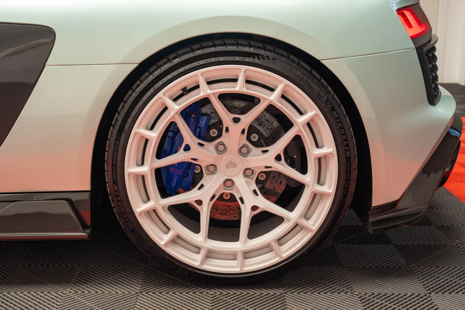 Audi R8 V10+ Performance
