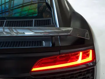 Audi R8 V10  Performance