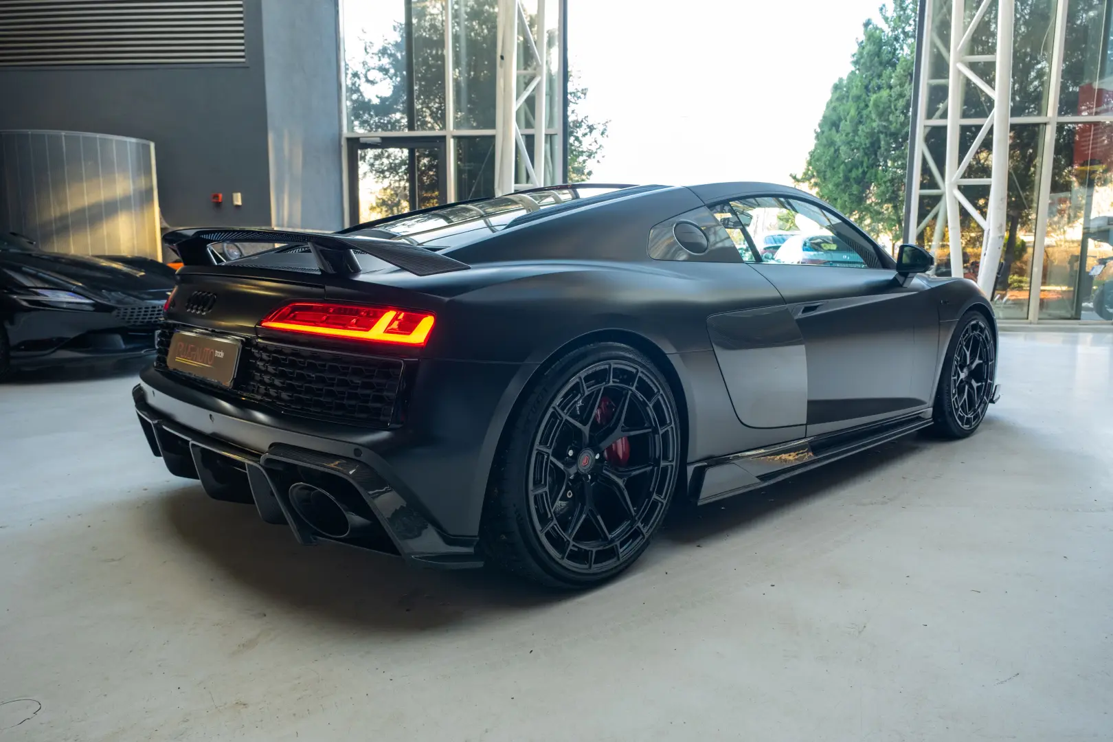 Audi R8 V10  Performance