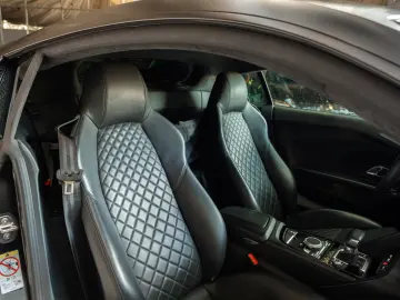 Audi R8 V10  Performance