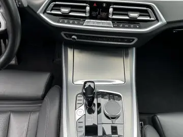 BMW X5 xDrive45e M-Sport NAV+LED+AHK+360°KAMERA