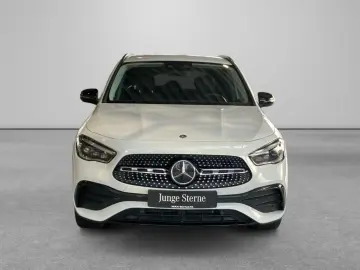 GLA 250 e AMG*Night*ParkAss*SpurH*LED*SHZ*AUT