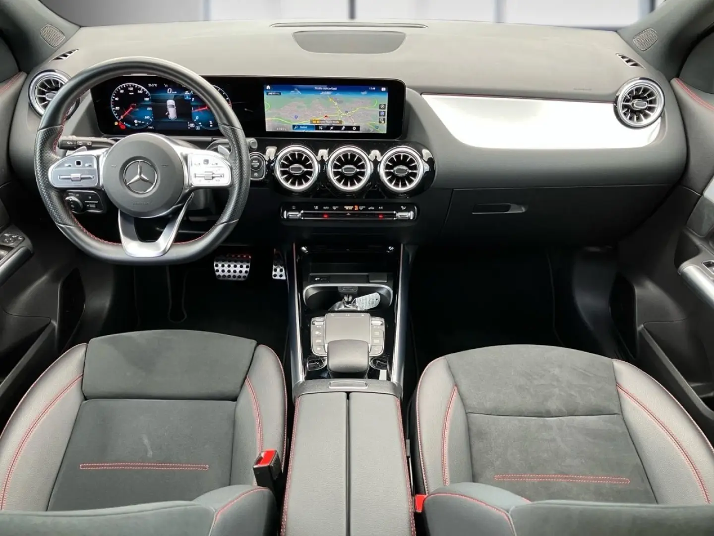 GLA 200 AMG Night+Ambi+AdvSound+Kamera+MBUX High