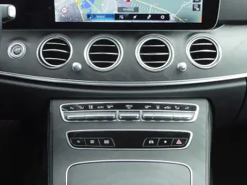 E 300 de Hybrid Avantgarde 4Matic Kamera LED Nav