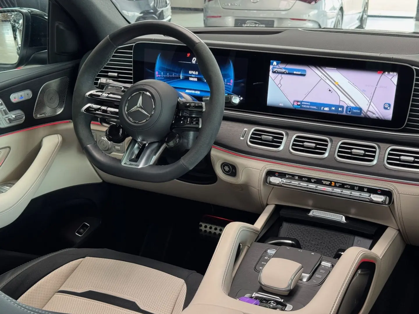 GLE 63 S AMG 4M+ Coupe Pano AIRMATIC DISTRONIC P