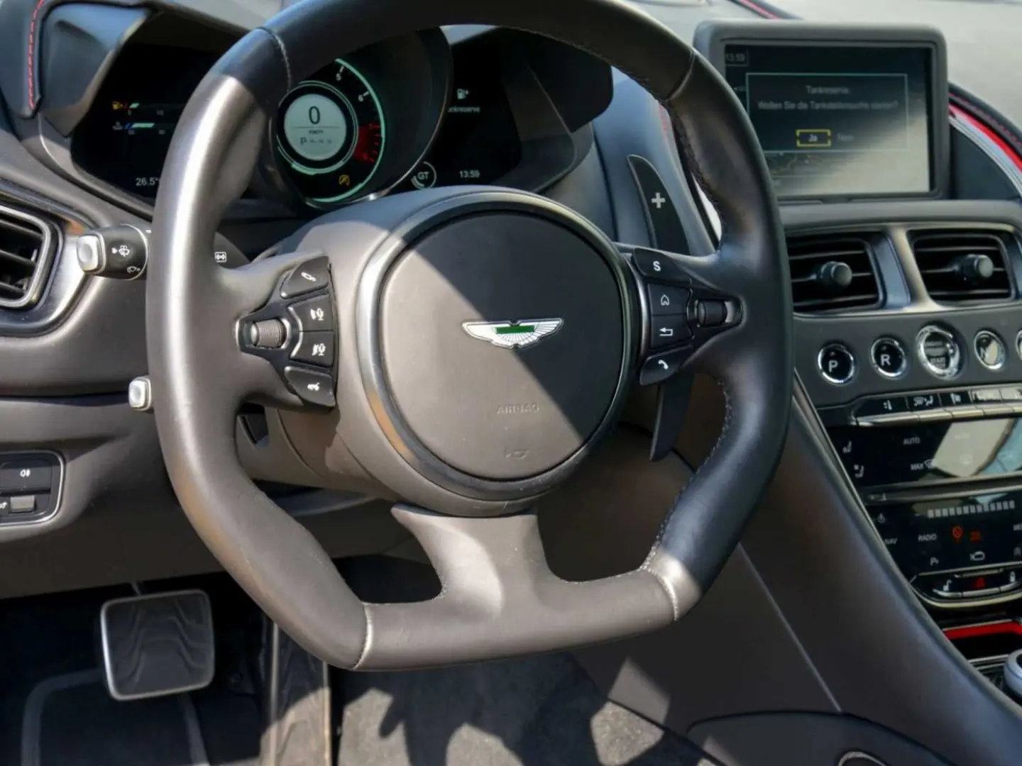 DBS Superleggera V12 Coupe