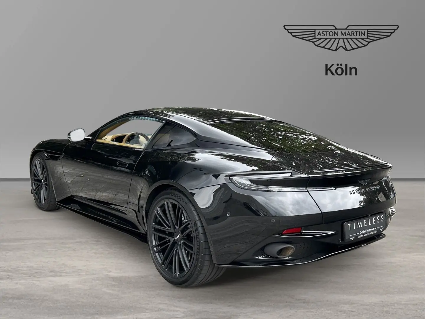 DB12 Jet Black Oxford Tan Twill Carbon