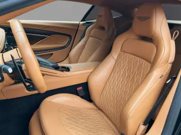 DB12 Jet Black Oxford Tan Twill Carbon