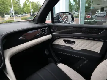 Bentayga V8 S *NAIM*RSE*5 Seats*