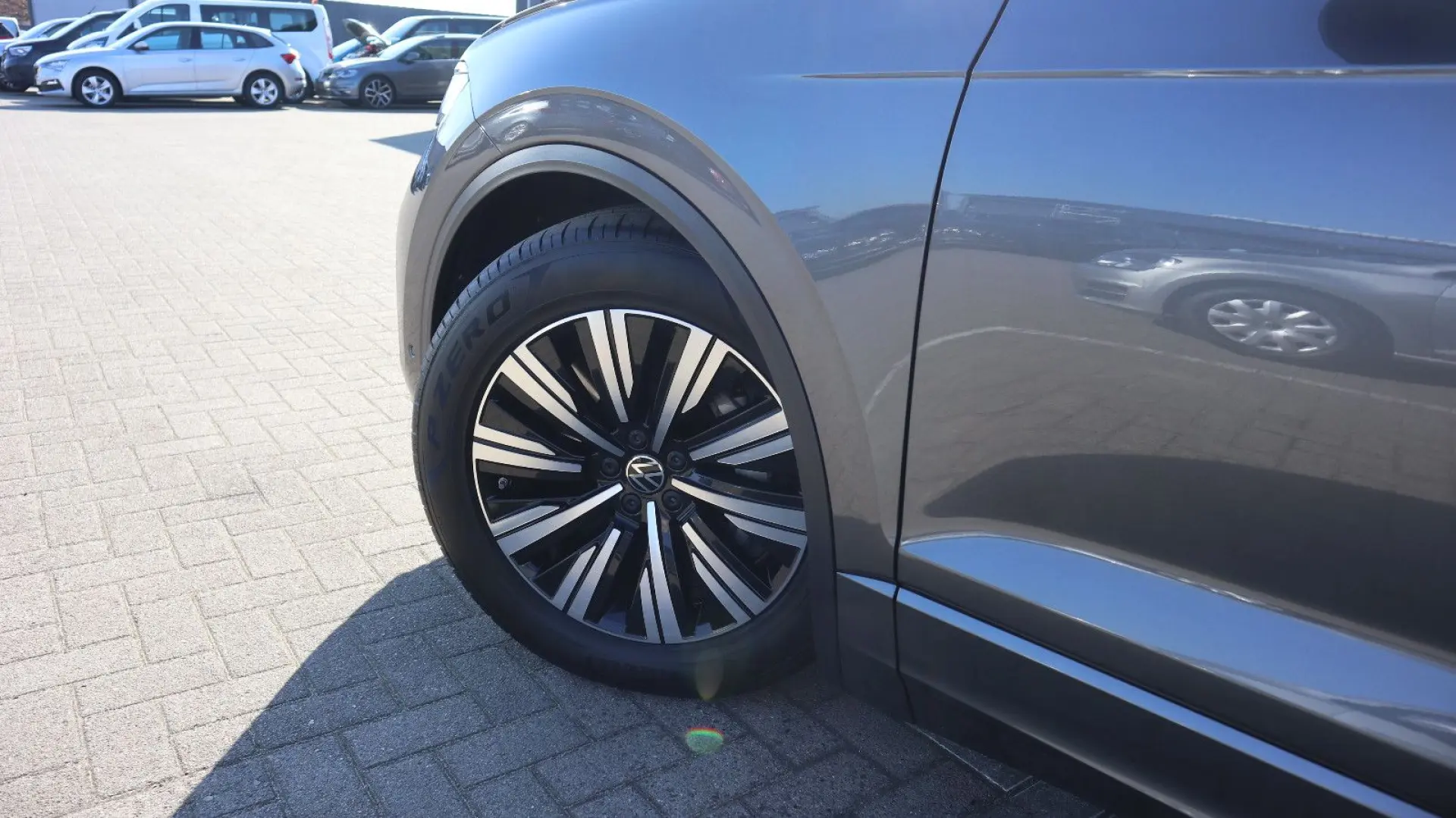 Touareg 3.0 TSI 4M-VIRTUAL-PANO-LUFT-CAM-ACC-AHK