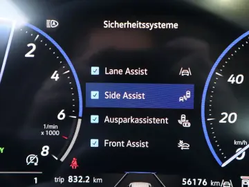 Touareg 3.0 TSI 4M-VIRTUAL-PANO-LUFT-CAM-ACC-AHK