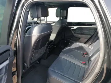 Touareg Elegance 3.0 eTSI 4M HEAD-UP+LUFT+PANO+