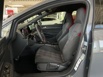 Golf*8*2.0 TSI*GTI*Lim.*DSG*BLACK*CAM*SHZ*H/K*IQ