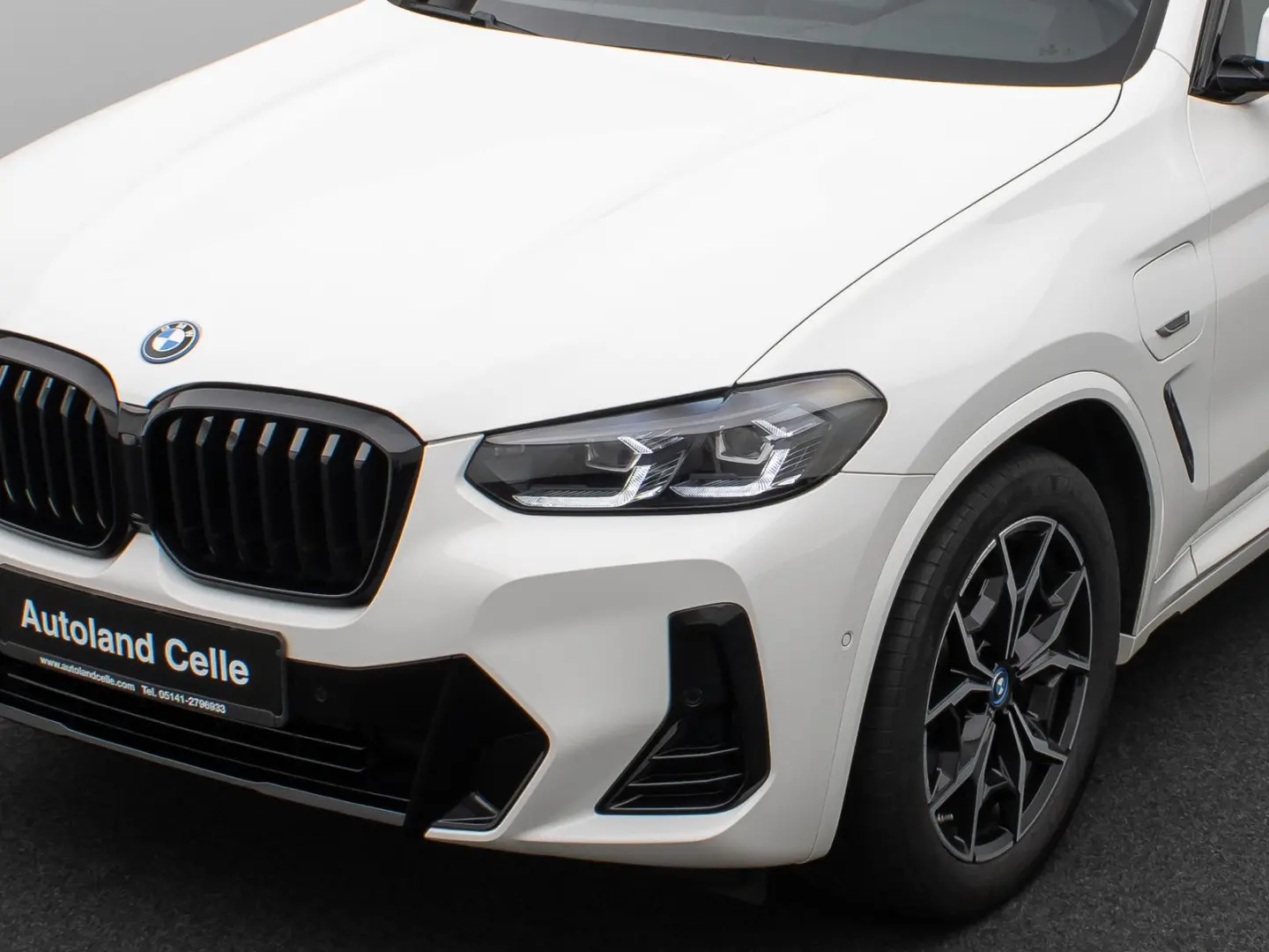 X3 xD30e M Sport Kamera DAB HiFi Fernlichtassist