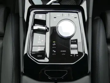 520d Limousine M Sportpaket HK HiFi DAB LED Shz